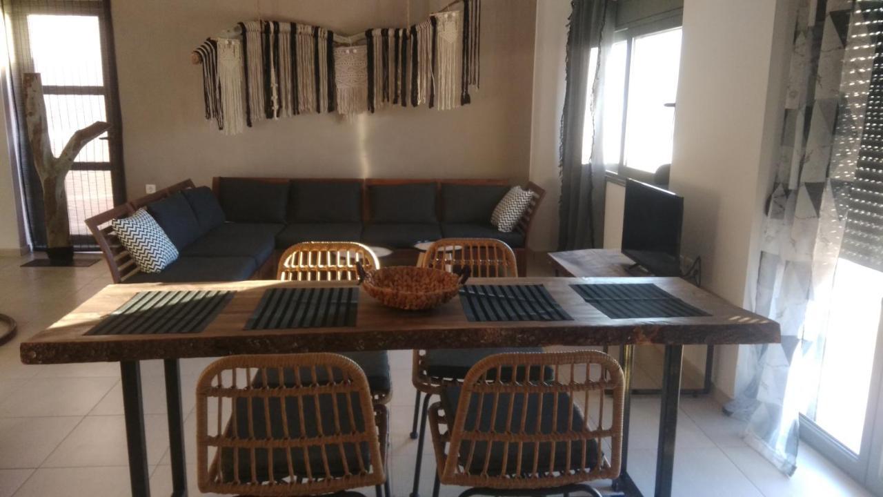 Chrisambelos Apartments Istro Luaran gambar